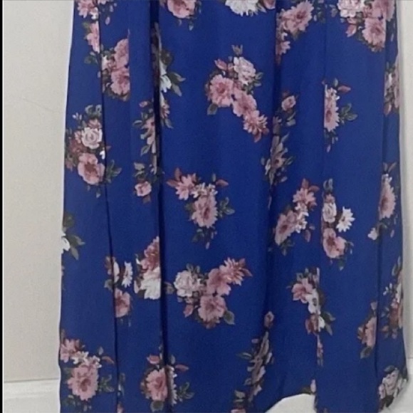 Altar'd State Blue Off-Shoulder Maxi Dress with Bishop Sleeves - Picture 4 of 9